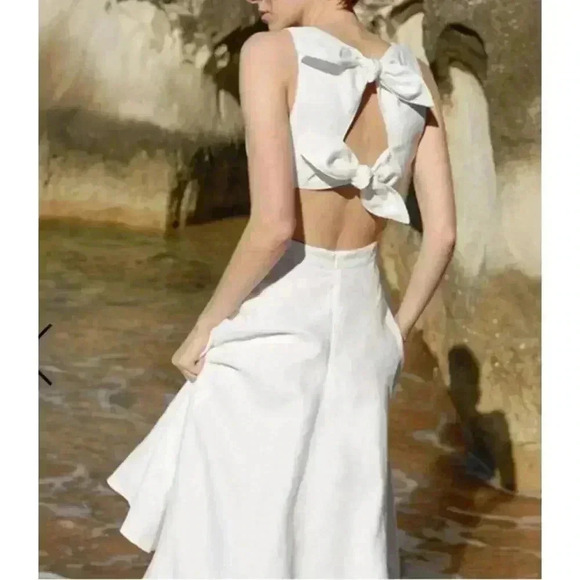 Ephemera Dresses & Skirts - EPHEMERA Troika Cutout-back Ivory Linen Dress Size 2 NEW NWT!